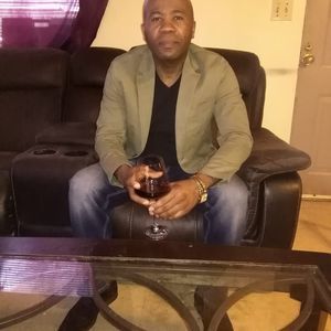 Meet your Posher, Jean